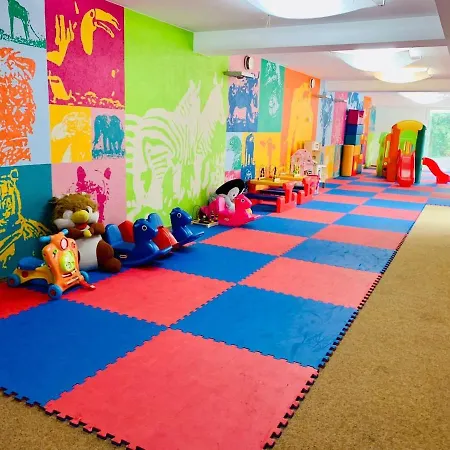Wygodny 601, Sauna, Bilard, Silownia, Sala Zabaw Dla Dzieci Lodz (Lodz)